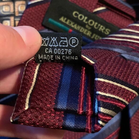 3 for $30! Colours by Alexander Julian stripped tie - Picture 6 of 9